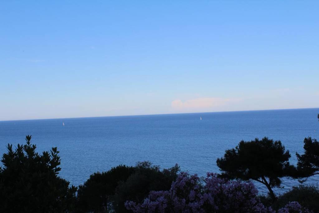 Conca Verde Appartamento Sul Mare Marina dʼMarina dʼAndora المظهر الخارجي الصورة