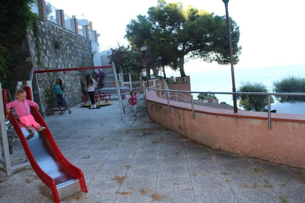 Conca Verde Appartamento Sul Mare Marina dʼMarina dʼAndora المظهر الخارجي الصورة