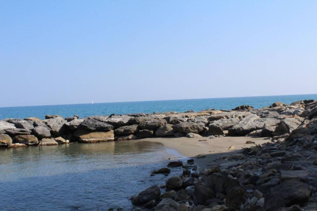 Conca Verde Appartamento Sul Mare Marina dʼMarina dʼAndora المظهر الخارجي الصورة